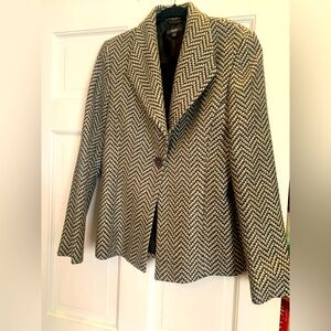 Beautiful Zanella blazer with stunning black grey design